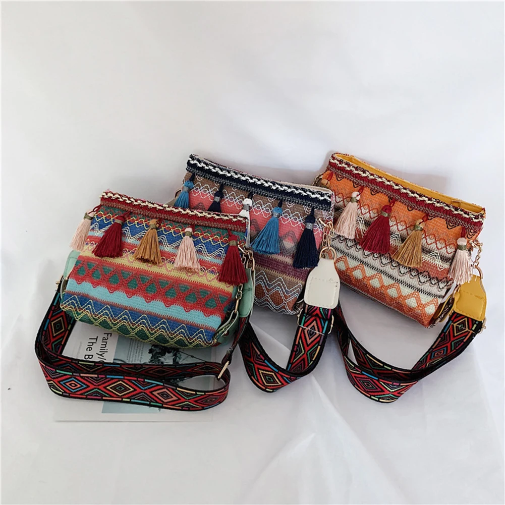 

Сумка-мессенджер на плечо в этническом стиле