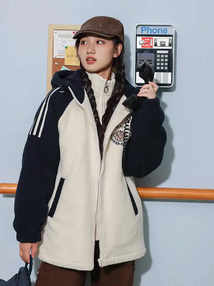 Осенне-зимняя одежда для школьников младших классов верхняя свободная девочек в