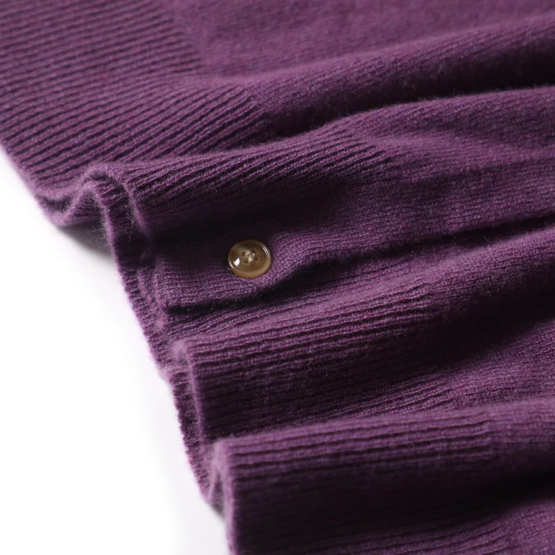 Рисунок 2 - Тонкий шерстяной вязаный кардиган с капюшоном