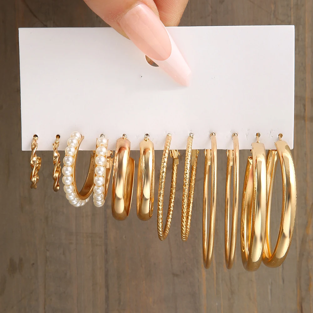 Рисунок 2 - Набор серег в винтажном стиле для женщин и девушек