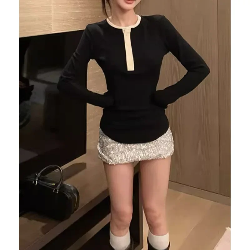 Женская футболка с круглым вырезом длинным рукавом