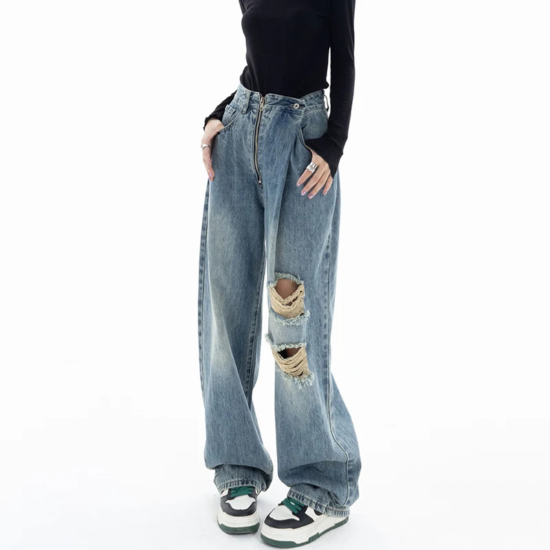 Рисунок 2 - Рваные джинсы женские на молнии