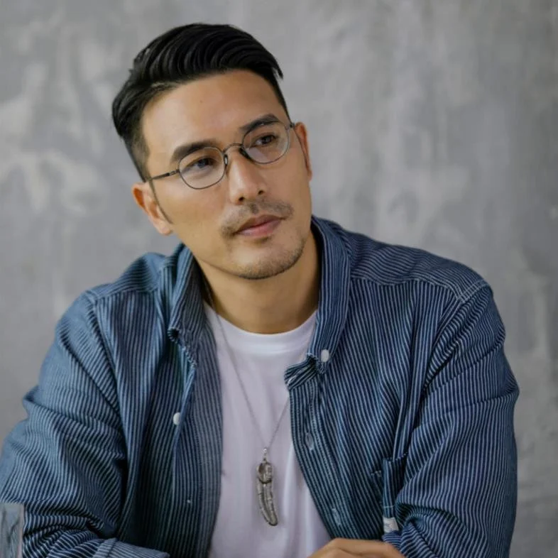 Ультратонкая титановая оправа 9g в японском винтажном стиле овальной формы для