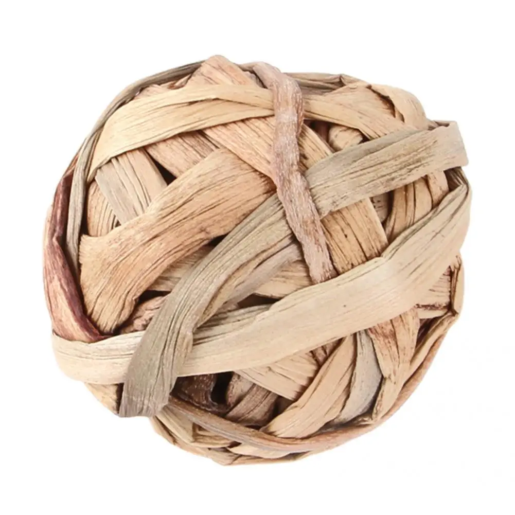 

Lovely Rabbit Ball Toy Wear-resistant Chewing Toy Pet Ball Feeder Toy Rabbit Toy Pet Ball Toy