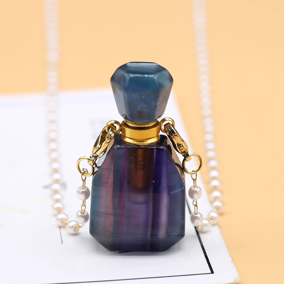

Natural Fluorites Perfume Bottle Pendant Essential oil diffuser Pendant Charms for Women Jewerly Necklace 25x40mm Gift
