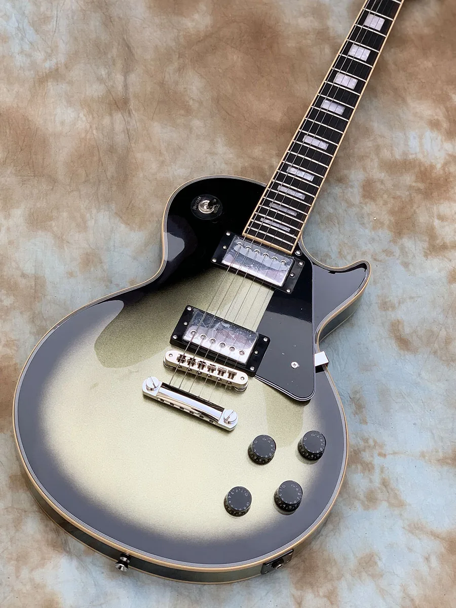 Электрическая гитара черная на заказ | Спорт и развлечения