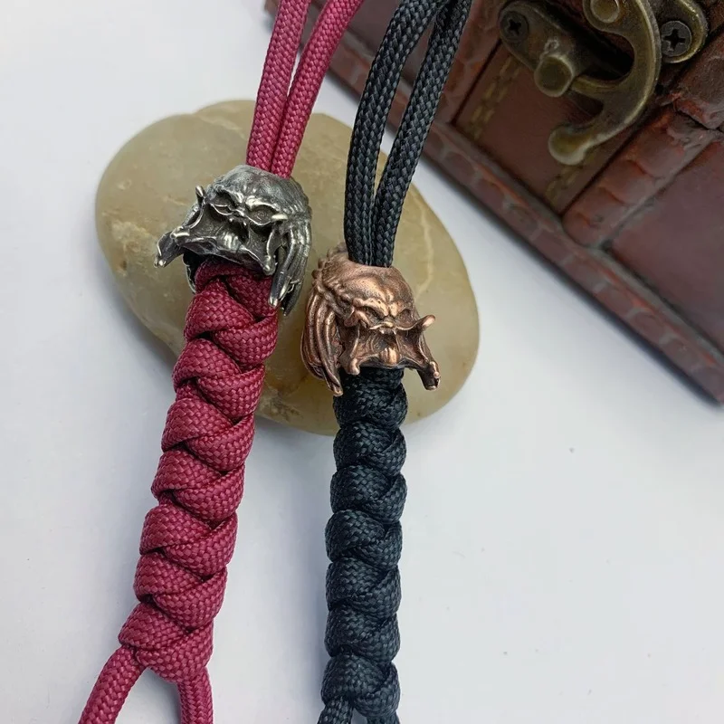 12G Alien Beast Face Iron Warrior Knife Bead Handmade Woven Paracord Lanyard DIY Pendants Jewelry Accessories Brass EDC Outdoor