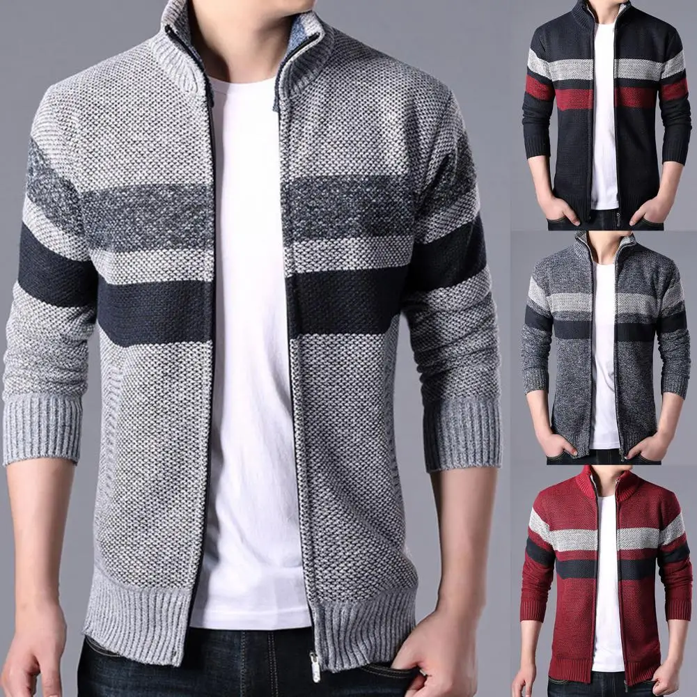 

Мужской трикотажный кардиган на молнии, с воротником-стойкой и карманами