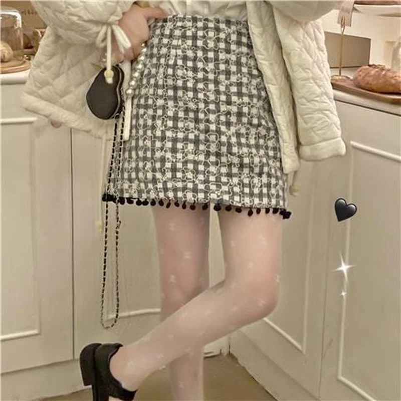 

Winter Plaid Kawaii Skirts Women Patchwork Elegant Party Mini Skirt Female Clothing Korean Fashion Casual Slim Chic Skirts 2022