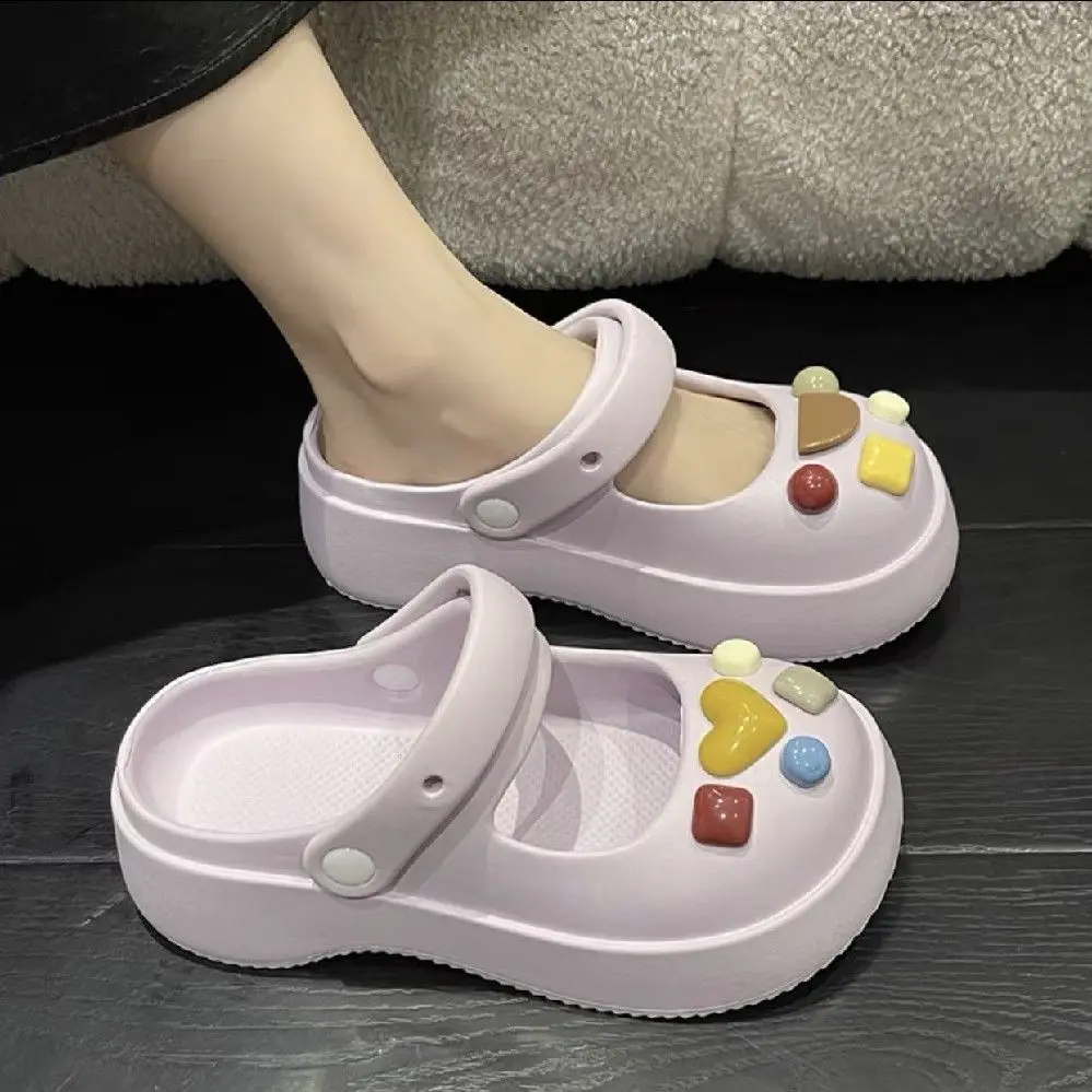 

2023 Summer Slippers Women Luxury Outside Wear Thick Soled Girl Heart Cartoon Slippers Women Bulk Free Shipping Shoes for Women