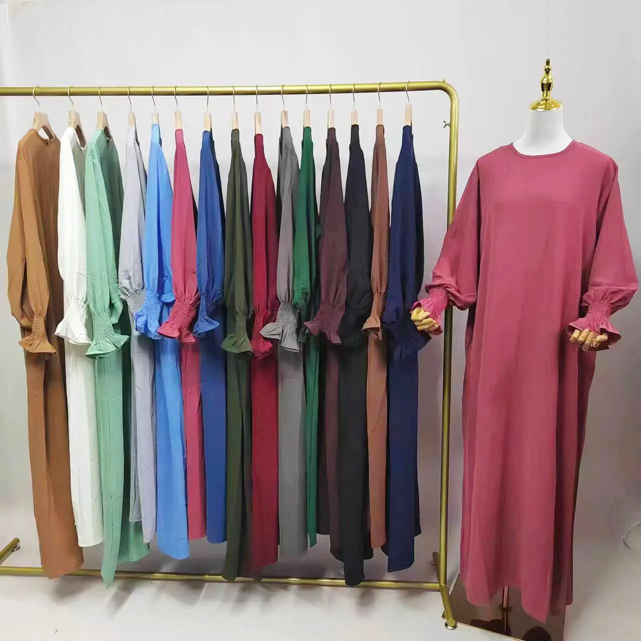 

Muslim Women's Middle East Dubai Turkey Loose Solid Color Dress Oversized Swing Skirt Long Skirt Trumpet Sleeve Round Neck