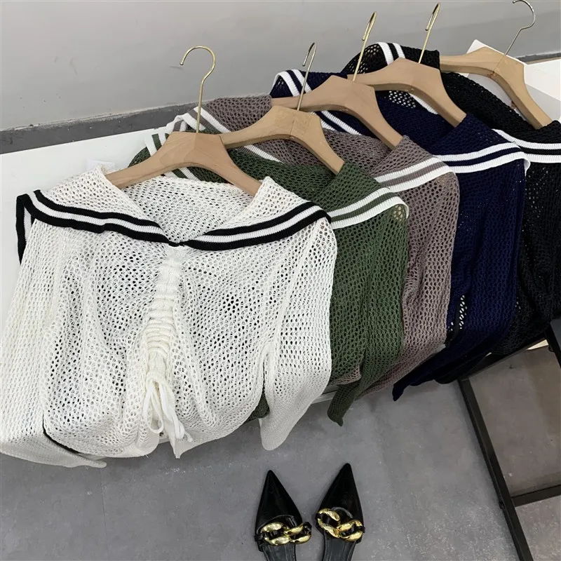 Женский трикотажный короткий топ с длинным рукавом и полосками