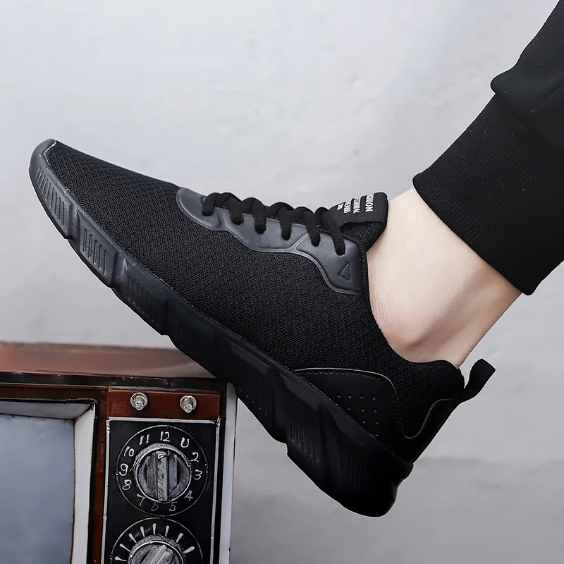 2022 Spring and Summer Men's Shoes Large Size 47 Light Breathable Running Shoes Tennis Men Flying Weave Casual Sports Shoes