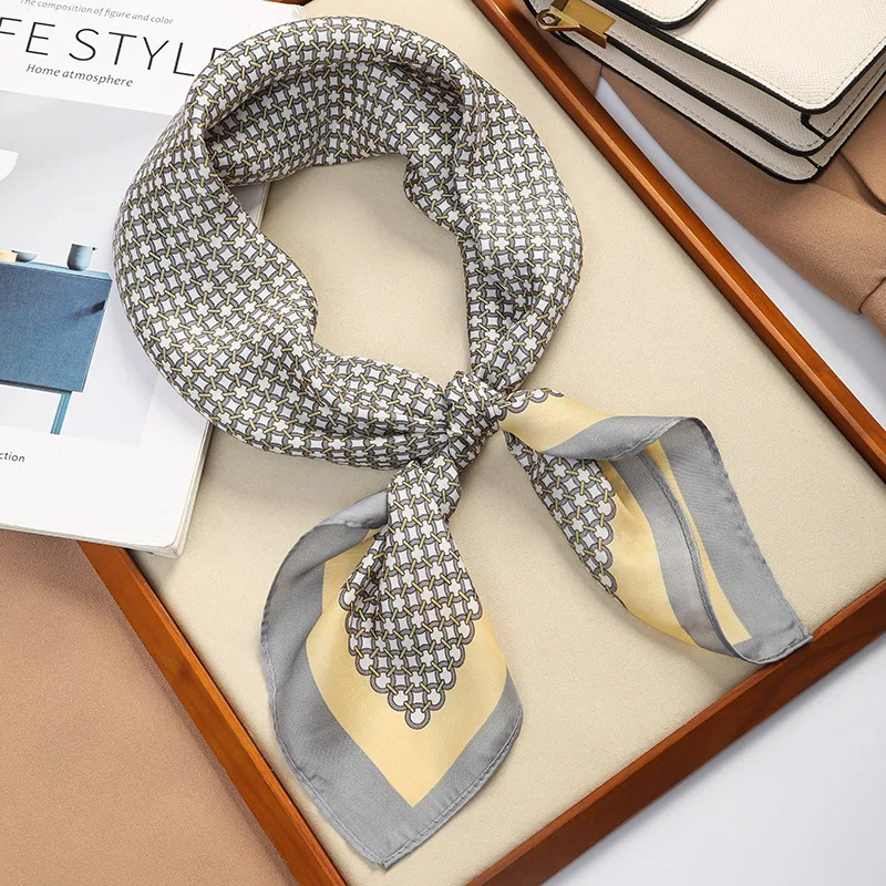 Luxurious High-End Silk Scarf for Women All-Match 70 Square with Neck Protection and Towel Bag