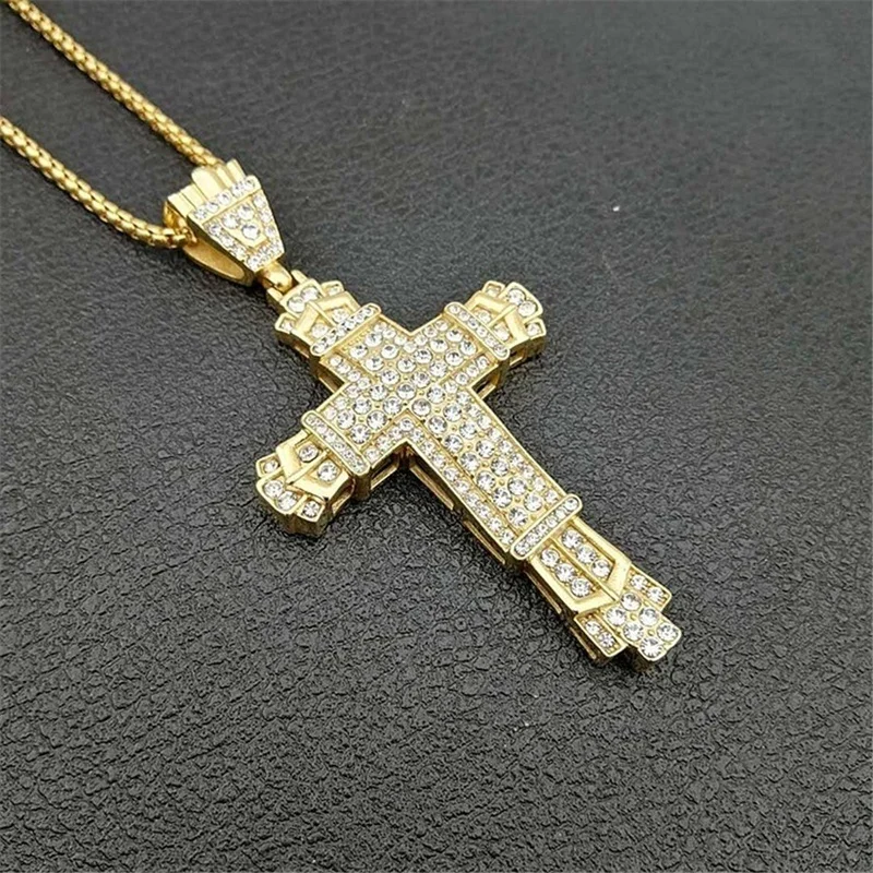 

Fashion Jewelry Palace Cross Golden Silver Cubic Zirconia Statement Necklace for Women Men Simulated Diamond Pendant Accessories