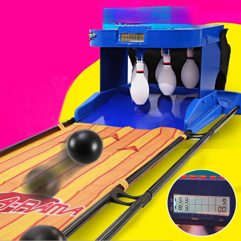 Автоматическая мини-машина для игры в боулинг