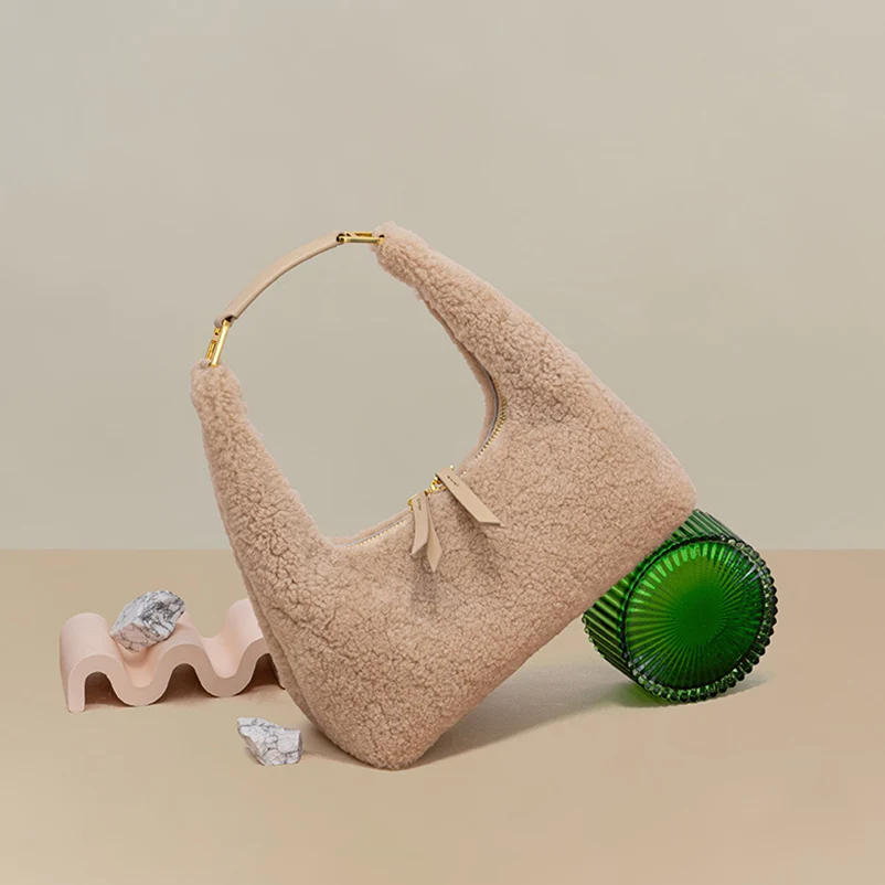 

Women Lambhair Luxury Designer Shoulder Bags Fashion Chains Messenger Bags Simple High Quality Handbags For Lady Free Shipping