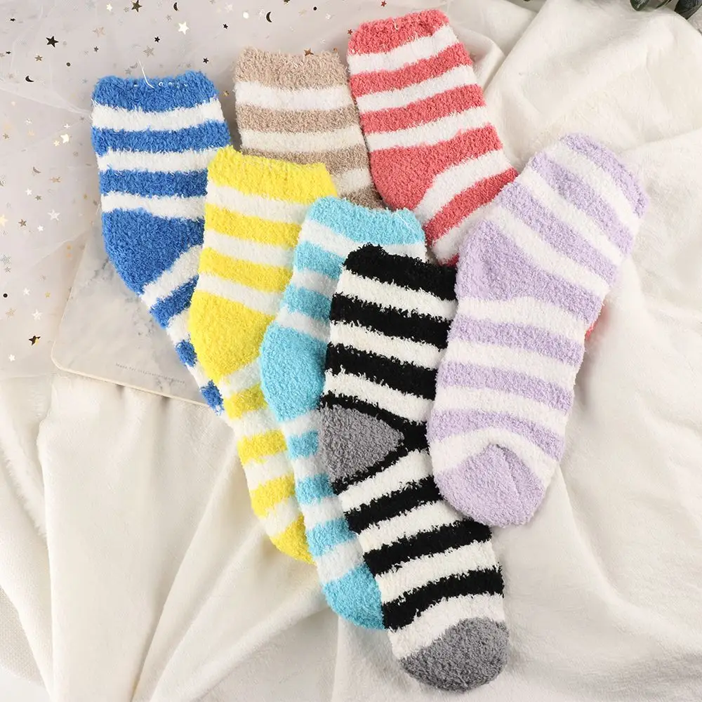 Женские мягкие пушистые носки для кровати зимние теплые тапочки 5 пар