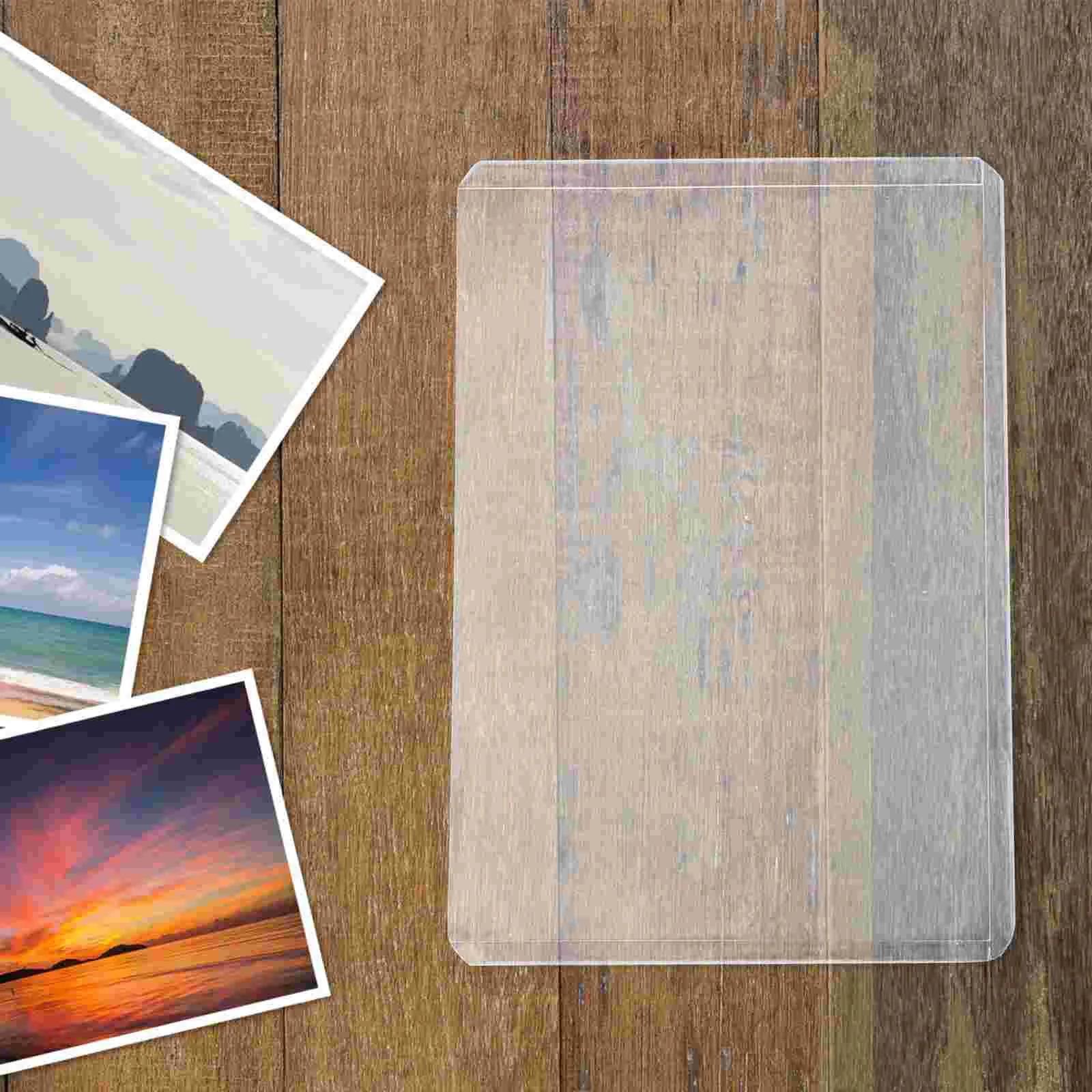 Рисунок 6 - Защитные чехлы для карт