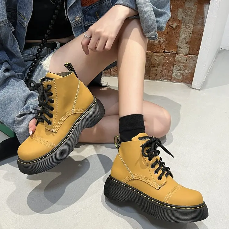 

Ботинки женские на среднем каблуке, натуральная кожа, Лолита, круглый носок, на шнуровке, однотонные ботильоны в стиле рок, большие размеры, ...