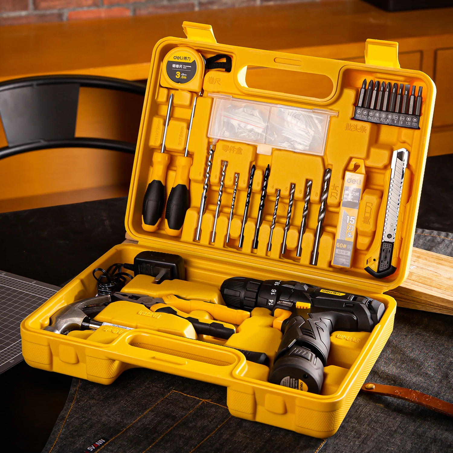 28pcs Household Tool Kits Lithium Battery Power Cordless Screwdriver Set