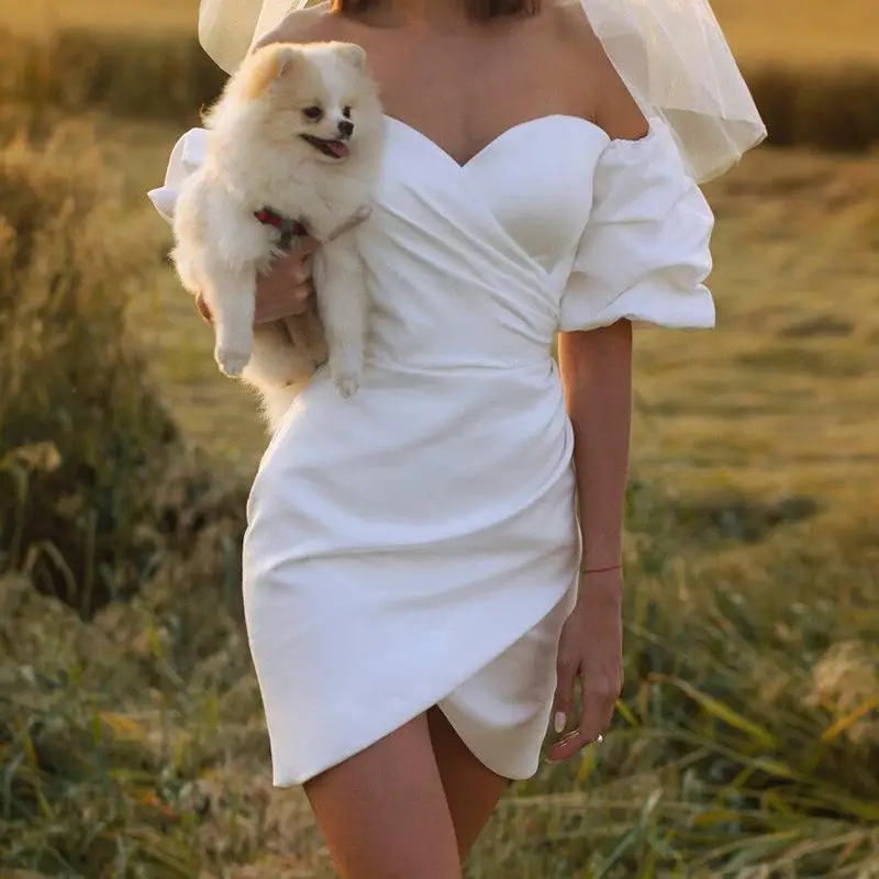 Свадебное платье с коротким рукавом