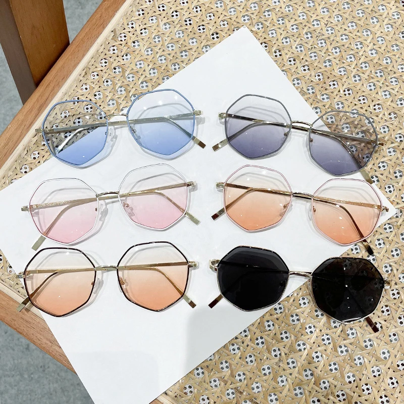 

2022 New Korean Heptagon Metal Frame Sunglasses Uv400 For Women Gradient Summer Beach Fashion Sun Glasses Ourdoor Eyewear