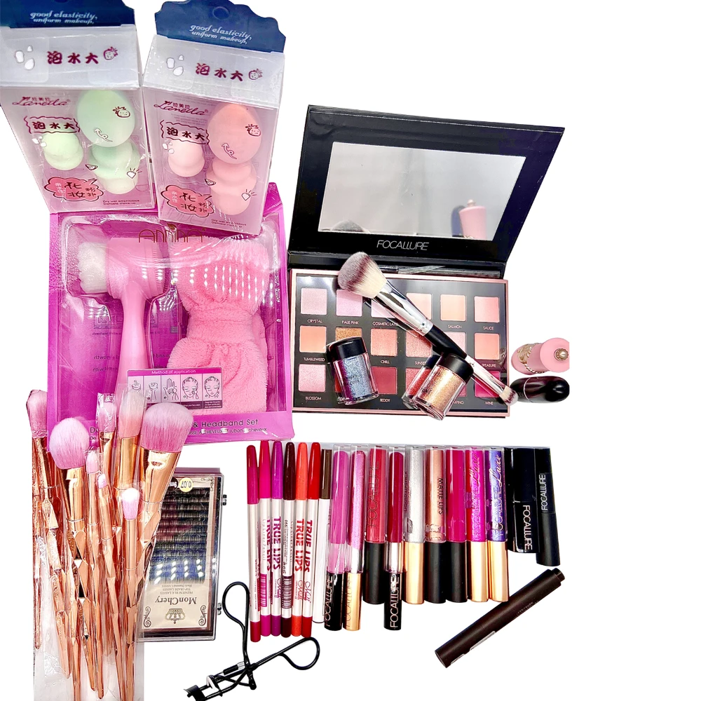 

3/5/8 pcs Christmas Beauty Blind Box Makeup Sets Cosmetics make up for daily use Cream Concealer Valentine's Day Party Kit gift