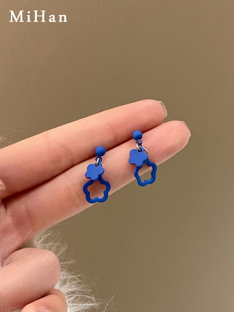 

Mihan S925 needle Fashion Jewelry Blue Earrings Popular Design Hot Selling Small Flower Drop Earrings For Celebration Gifts