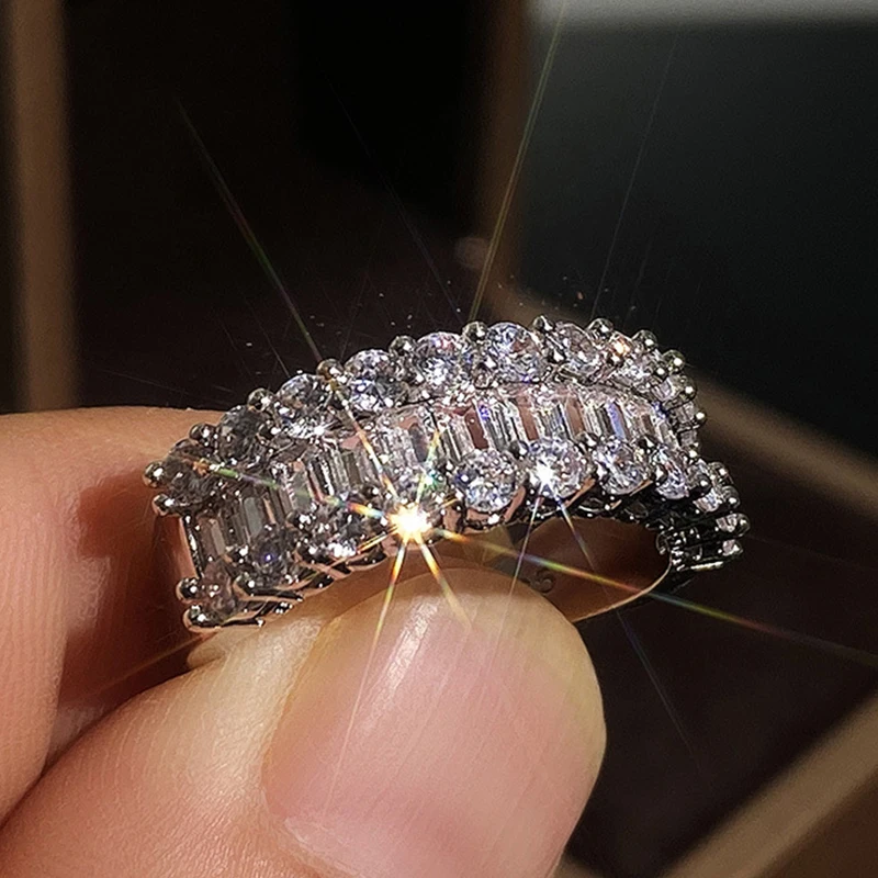 

White Zircon Fashion Design Ring Round Silver AAA Zircon Inlaid Band Ring Women Jewelry Hot Sale Party Favor 2023 Brand New