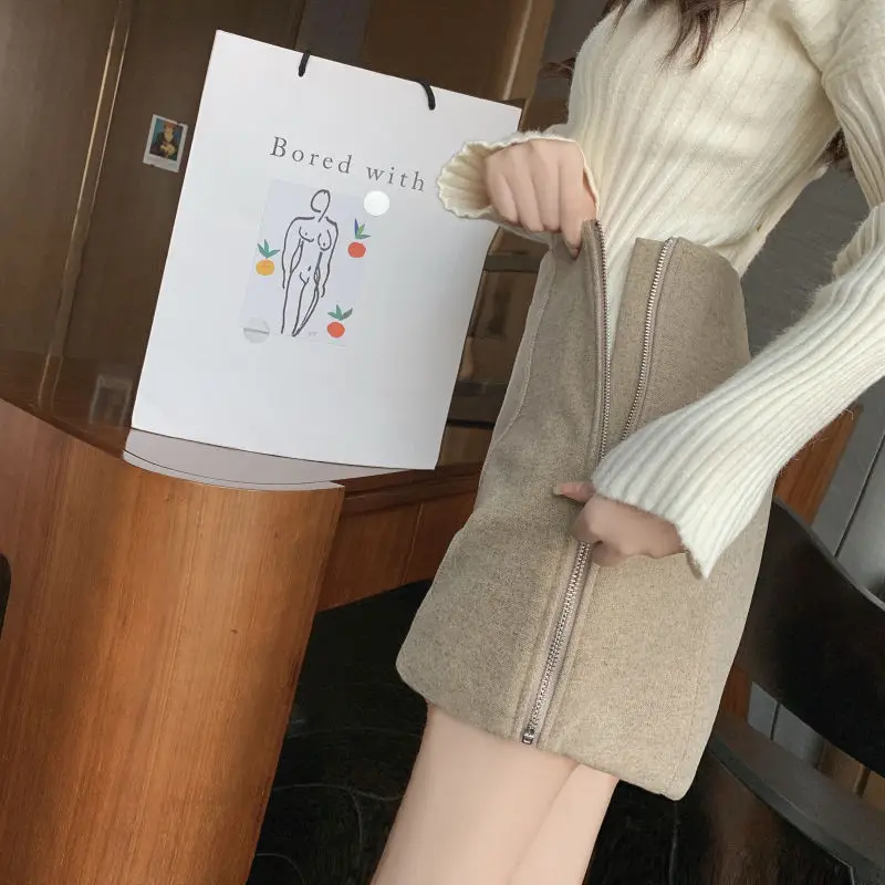 Fall Winter Korean Style Female Fashion Elegant Loose Soild Color Warm Thick Shorts 2021 Women New Woolen High Waisted Shorts