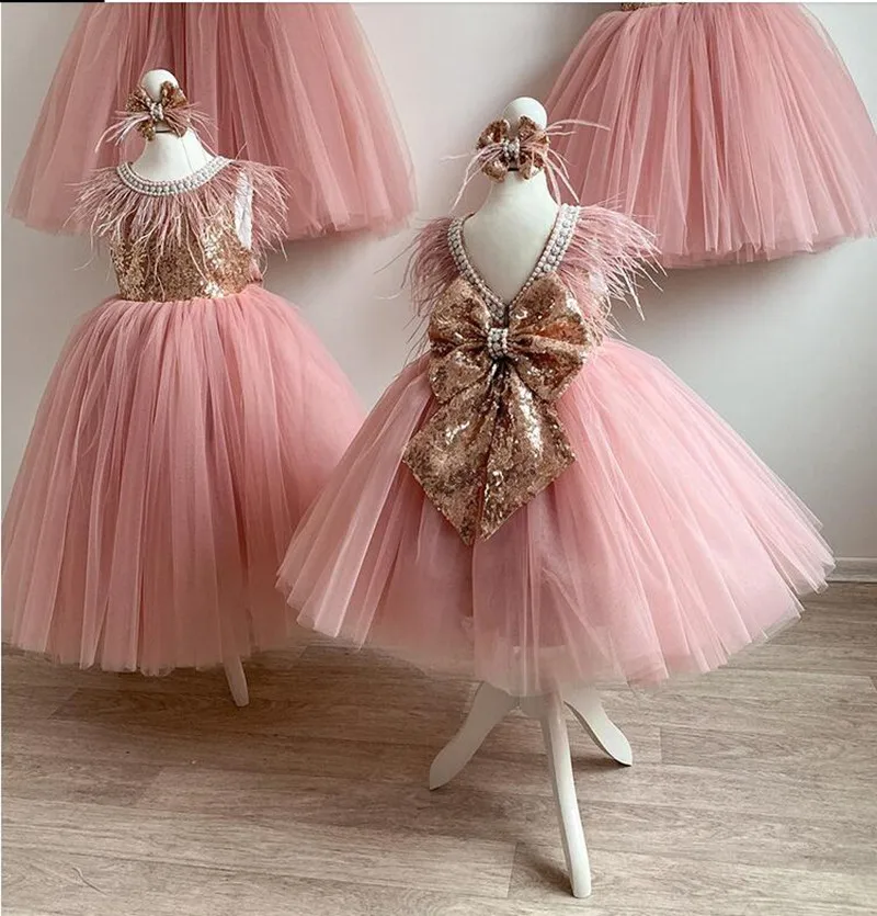 

Adorable Flower Girl Dresses Tulle Feather Puffy Ball Gown Baby Pageant Gown First Communion Kid Wedding Party Dress