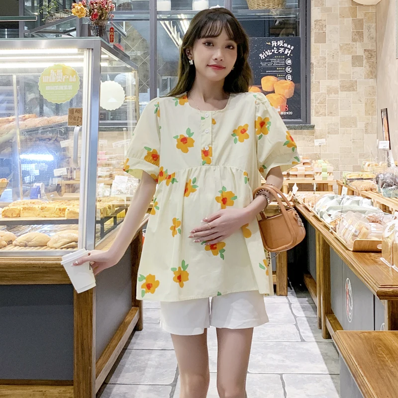 

Korean Style Sweet Pregnant Women Summer Clothes Set Fashion Flowers Printed Tops Abdominal Shorts Twinset Maternity Pants Suits