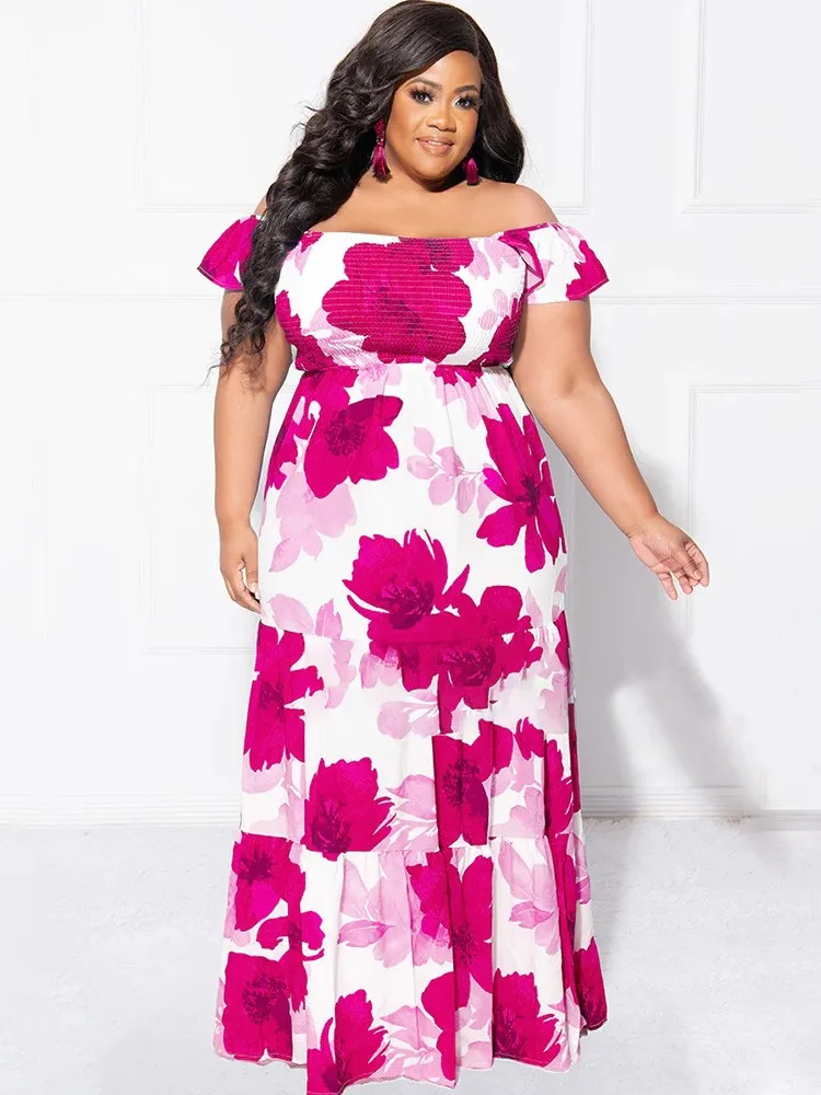 

Женское платье-макси с цветочным принтом, открытыми плечами и коротким рукавом