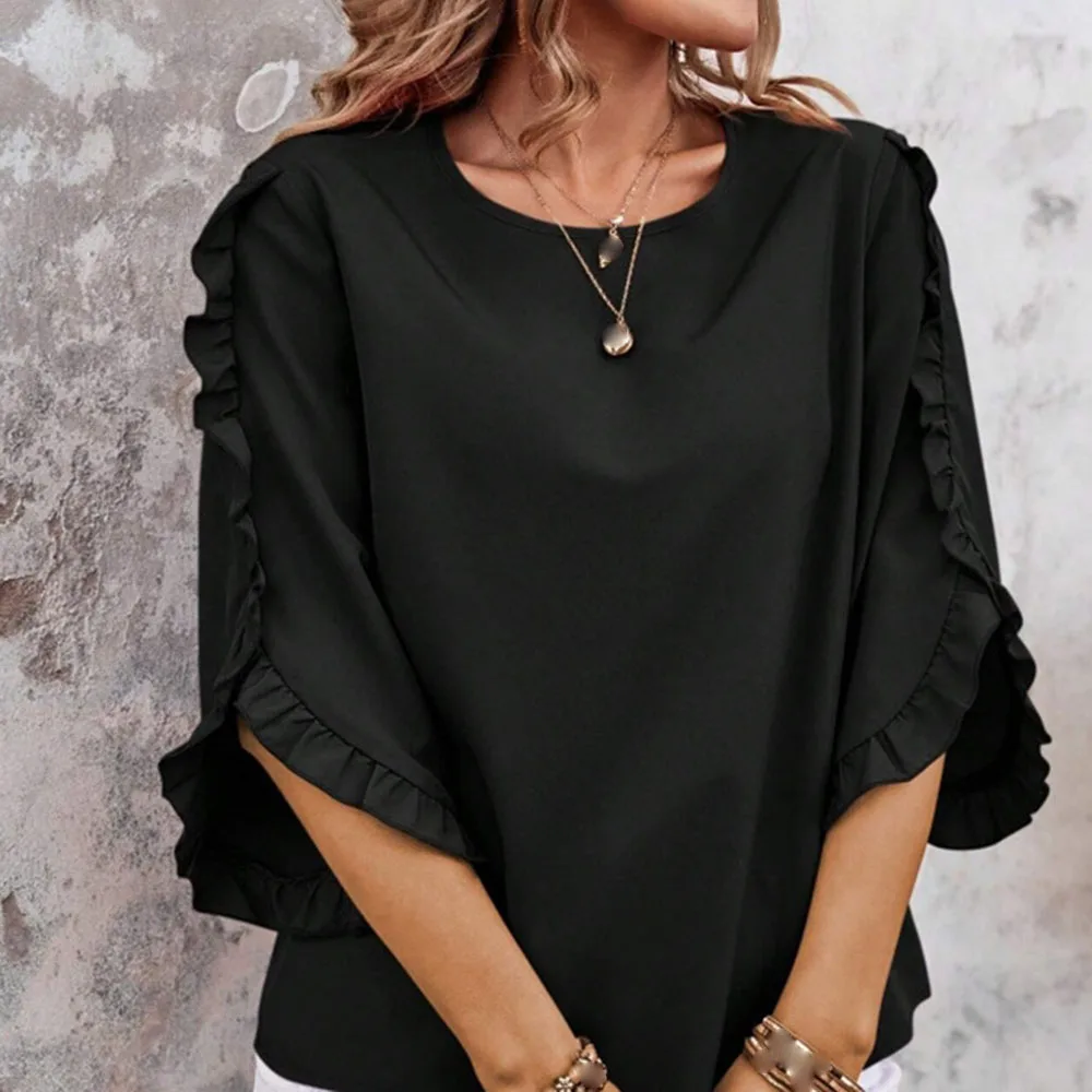 Женская блузка с круглым вырезом