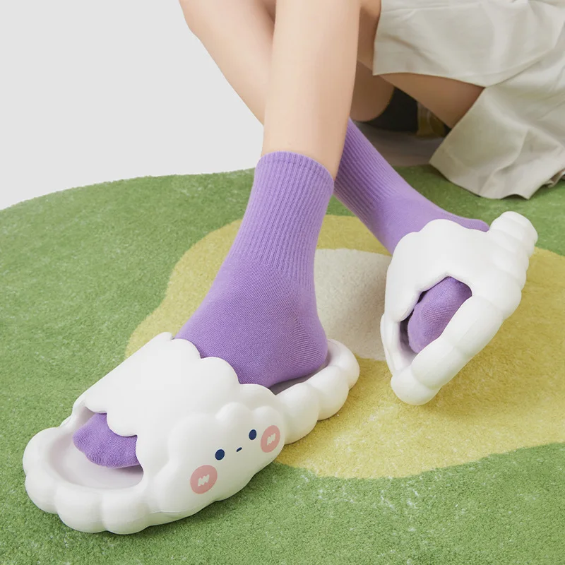 

Latest Unisex Home Eva Slippers Bathroom Anti-Slip Slides Slippers Soft Bottom Breathable Cloud Footwear Foam Slippers