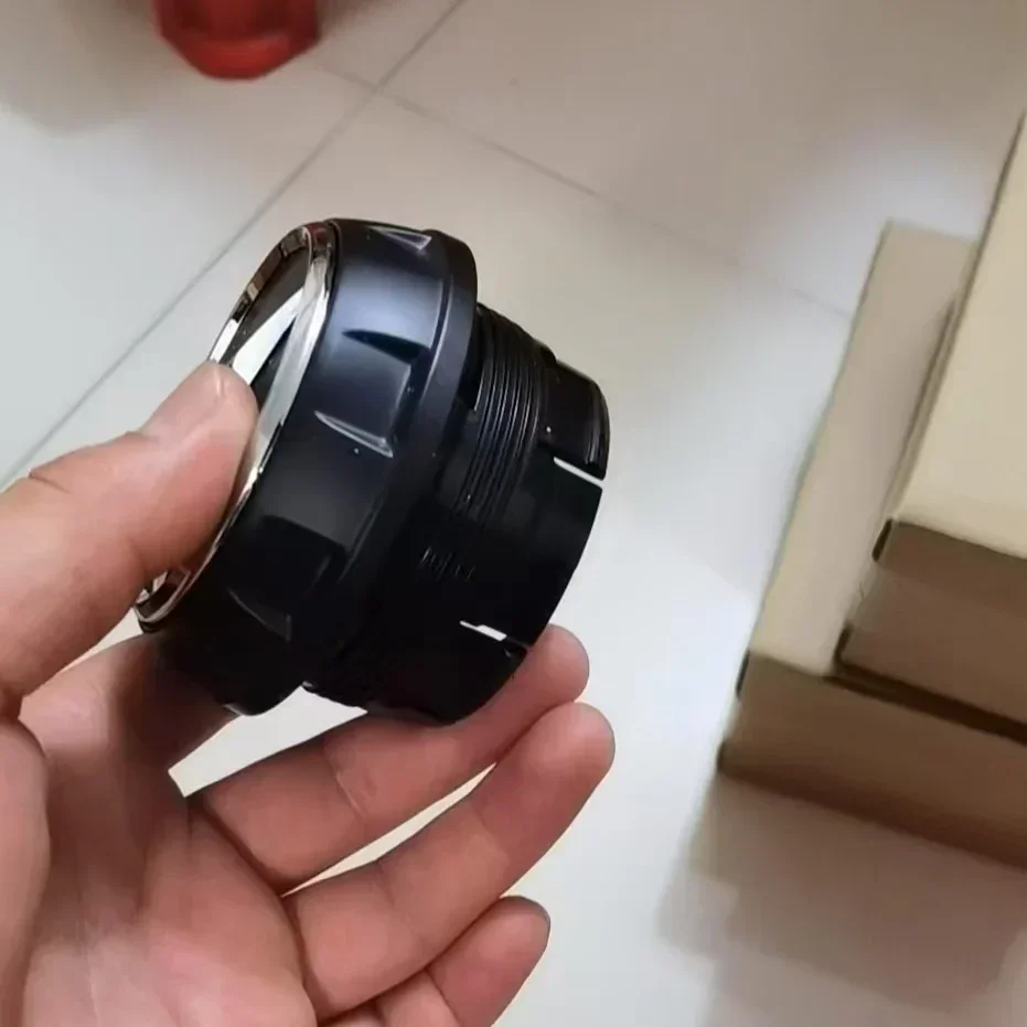 

Для Mercedes Benz Для Mercedes-Benz AMG C63 G63 S65 E63 S450 Крышка центральной ступицы шины 1 шт.