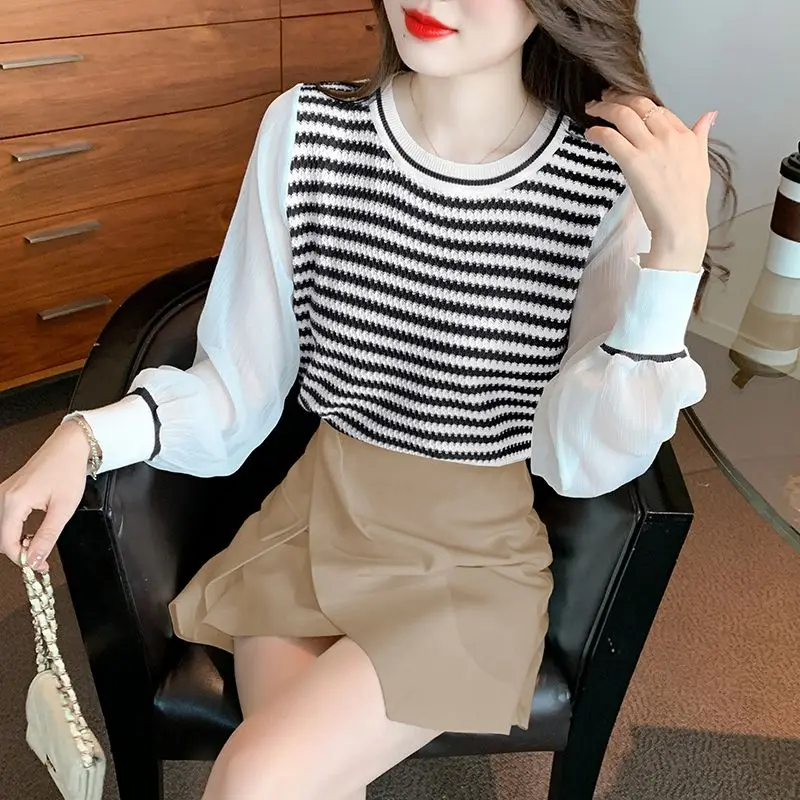 2023 Spriing New Blouses for Women Striped Chiffon Bubble Sleeve Patchwork Lace Blouse Office Lady Casual Fashion Elegant Tops