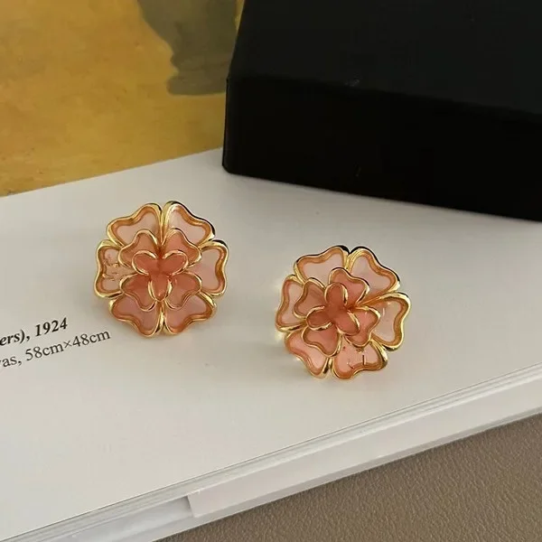 Простые серьги в летнем стиле с нишевым дизайном High Sense