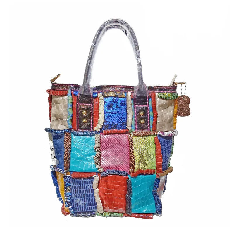 

Женская сумка из натуральной кожи со змеиным стежком, через плечо