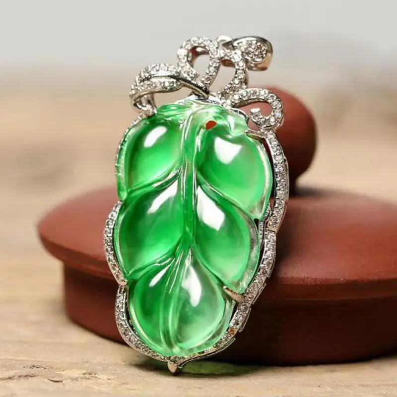 

Natural Emerald Jadeite Leaf Jade And Silver Pendant Men Women Genuine Burma Green Ice Jades Stone Leaves Pendants Amulet Gifts