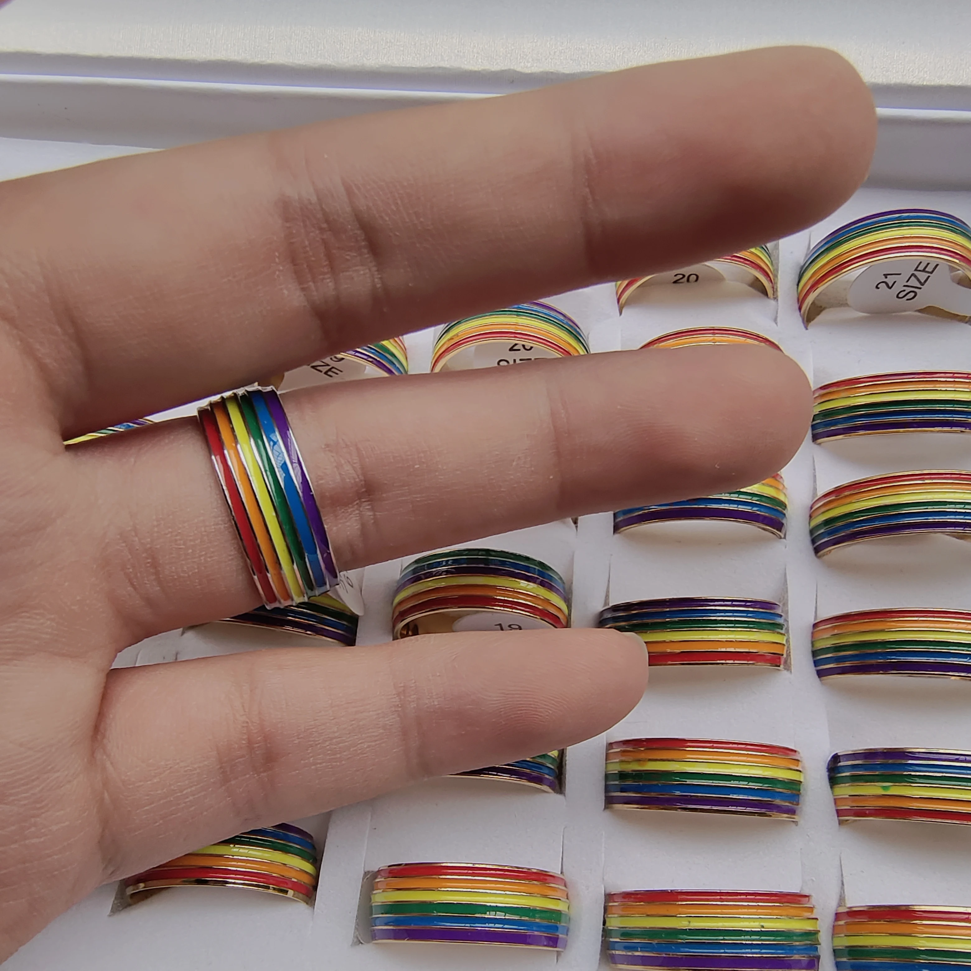 

20pcs Wholesale Price Fashion Rainbow Anxiety Rings Women Men Gay LGBT Lesbian Stainless Steel Friendship Accessories Jewelry