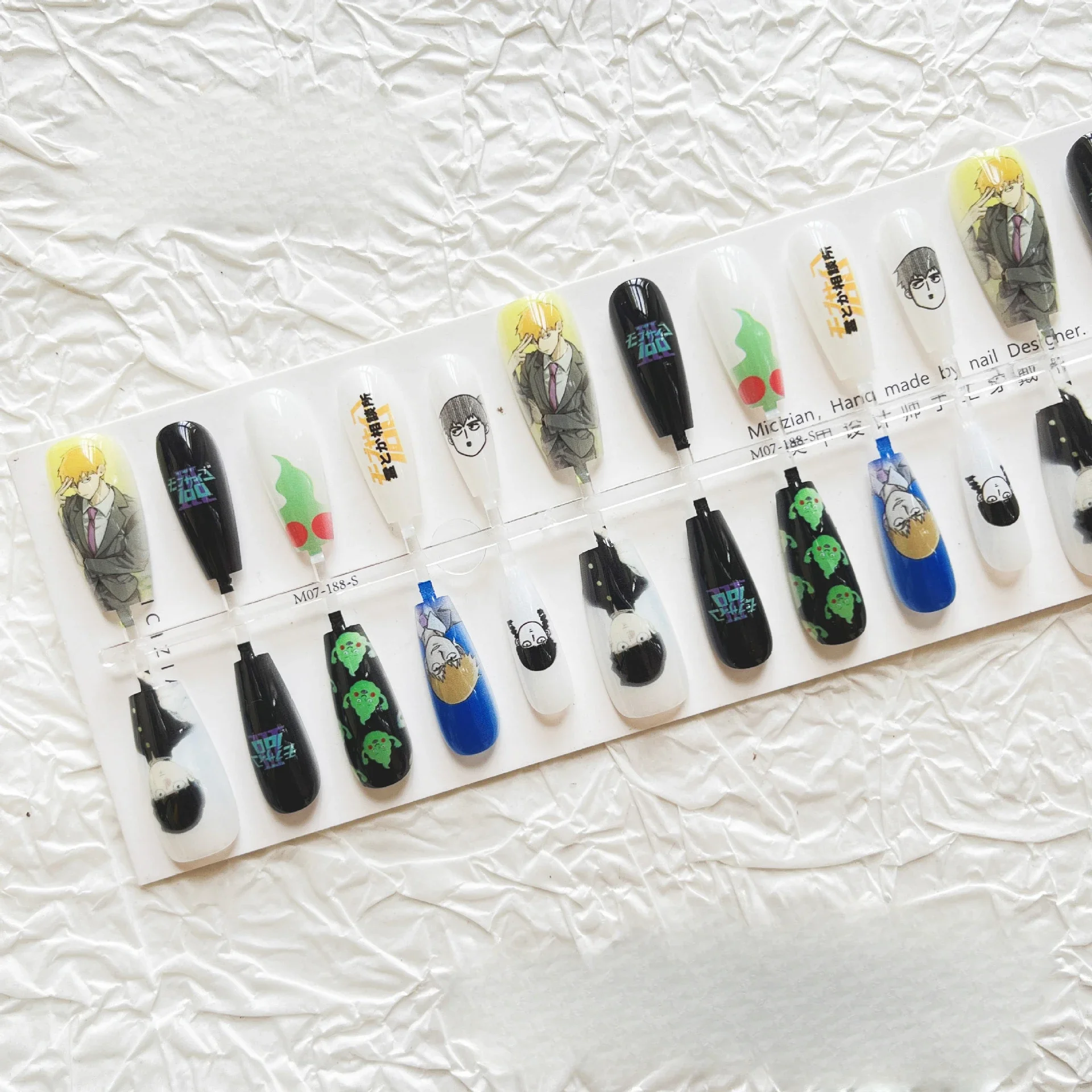 Накладные ногти Hanazawa Teruki Kageyama Shige черные белые желтые накладные милые с большой