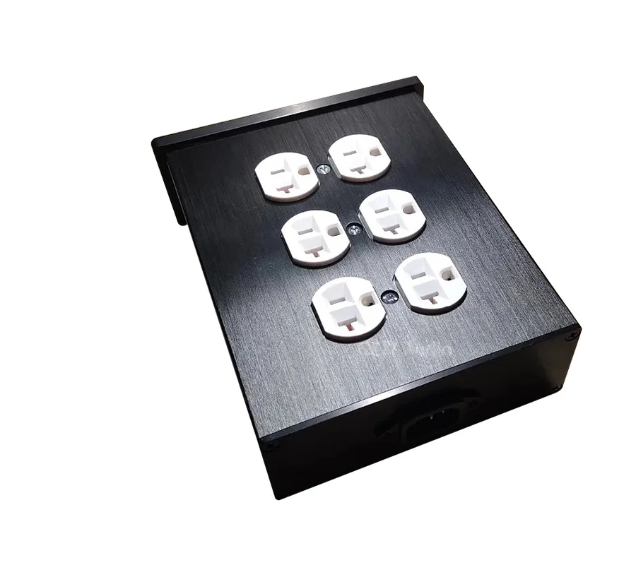 Стандартная розетка стандарта США 6 бит с дисплеем напряжения