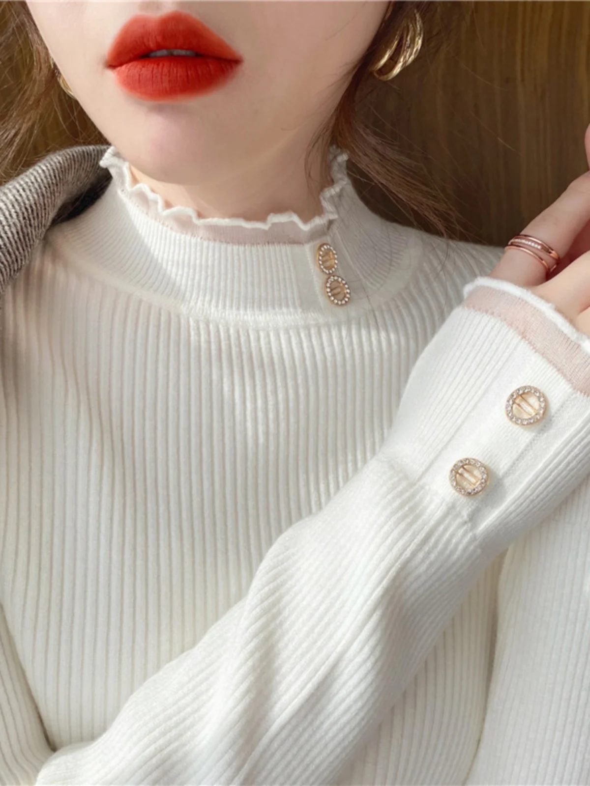 Белая нижняя рубашка с высоким воротником женская осенне-зимняя в стиле вестерн