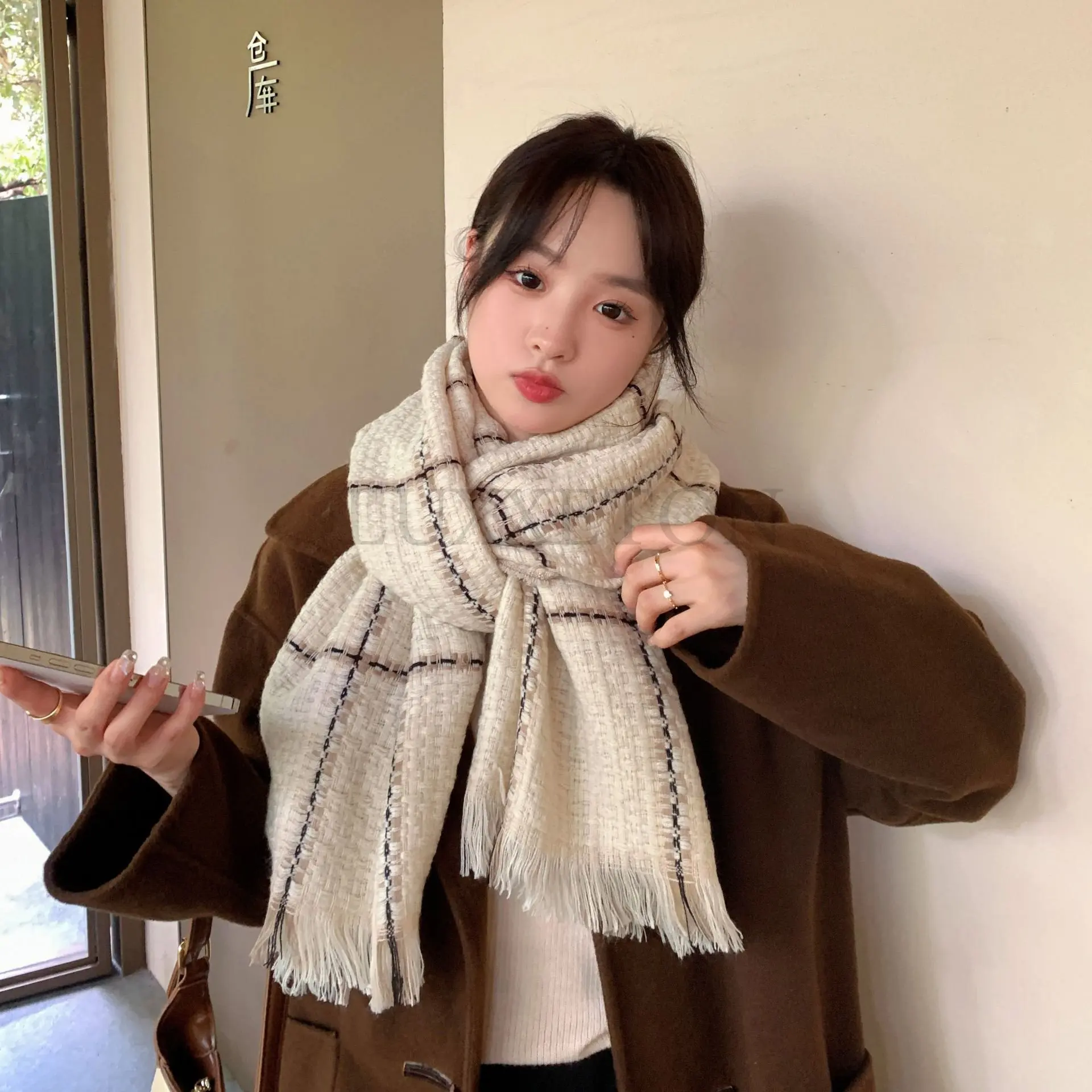

Women Winter Scarf Warm Classic Caramel White Plaid Soft Wool Imitation Cashmere Big Tippet Pashmina Blanket Shawl