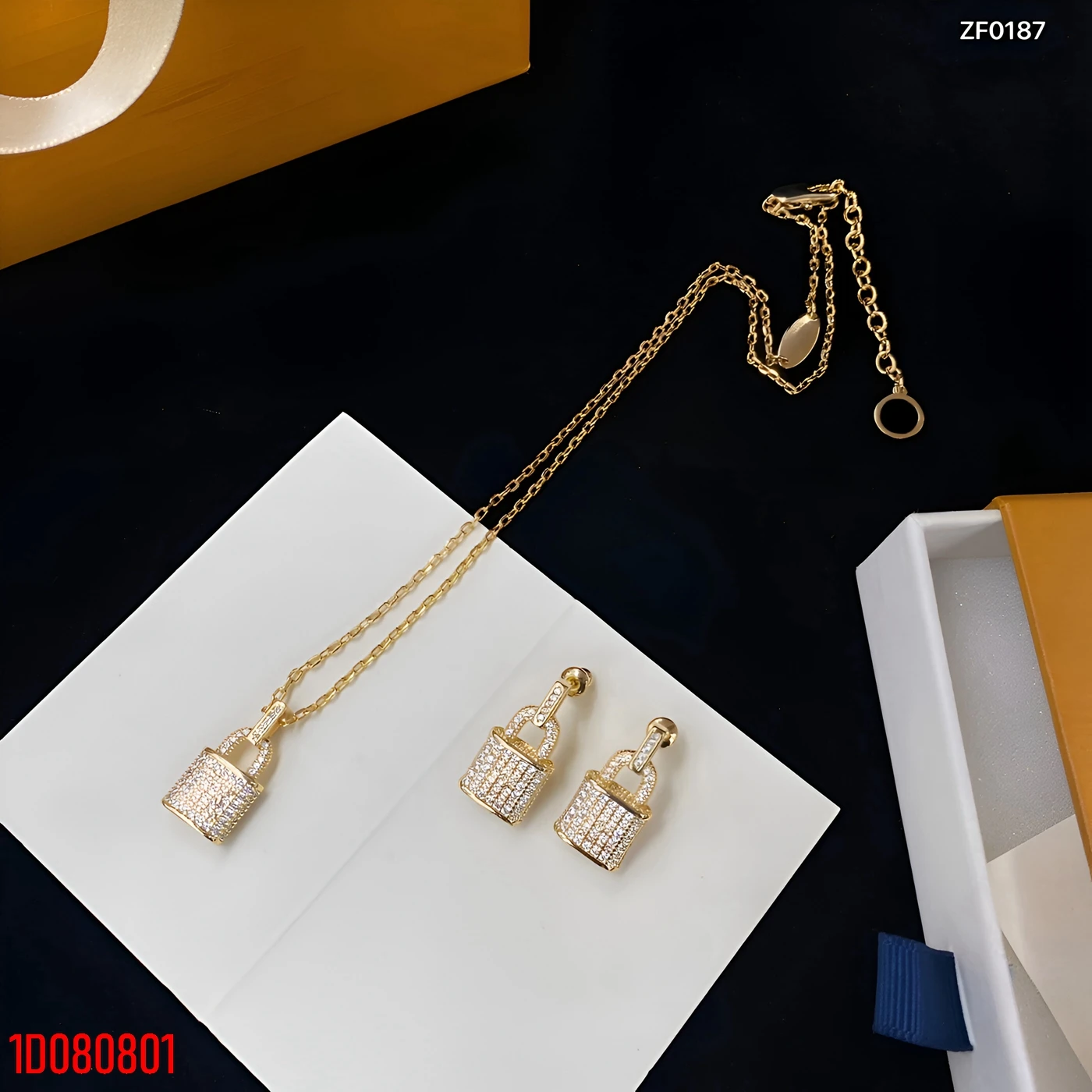 

Women Jewelry Necklace Diamond Ladies Fashion