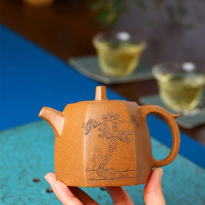 

Yixing Purple Clay Teapot Factory Direct Sales Gift Boutique Raw Ore Crab Ovary Segment Mud Handmade Hexagonal Golden Bell Teapo