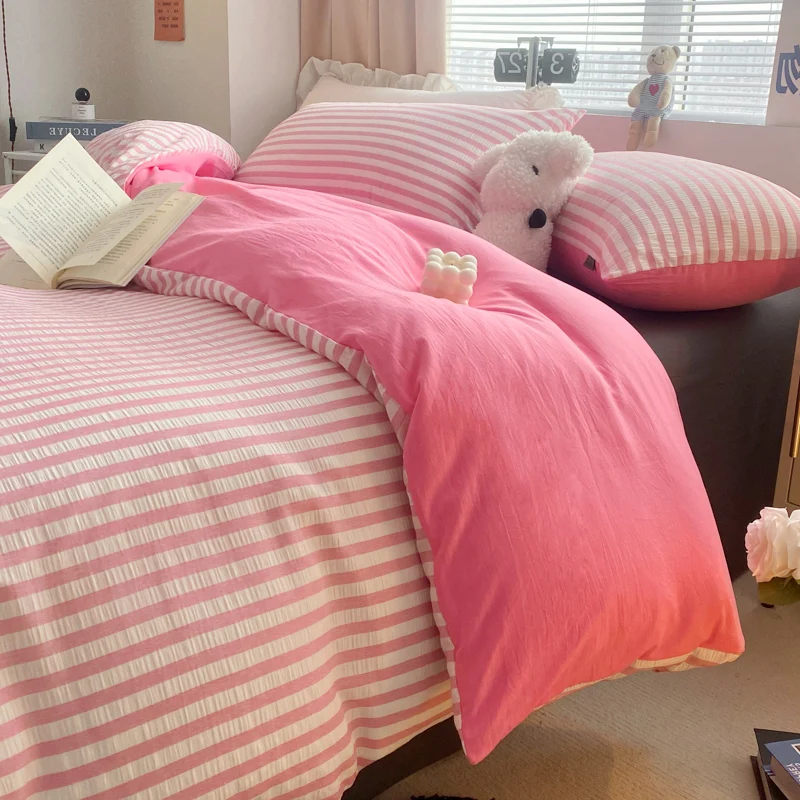 

Комплект постельного белья из хлопка с полосками, пододеяльником и наволочками