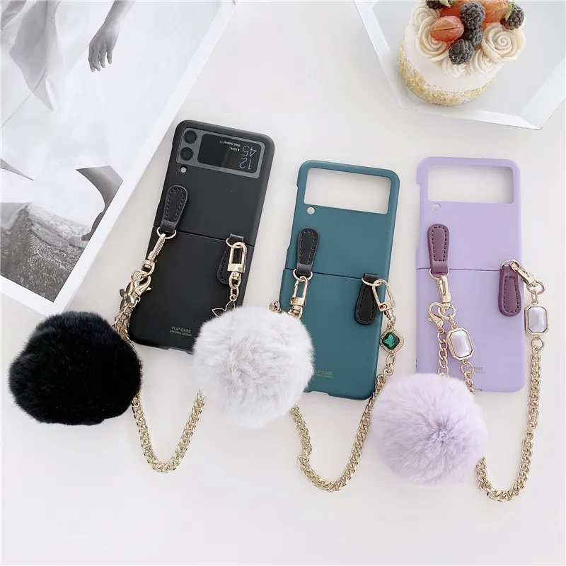 Ig Style Phone Case with Plush Ball and Chain for Samsung Galaxy Z Flip3 Multi-color Phone Cover for Galazy F7110 Funda Capa